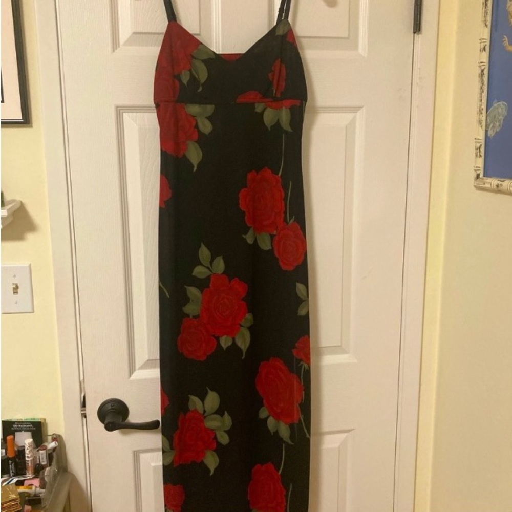 women’s formal spaghetti strap maxi dress with floral pattern